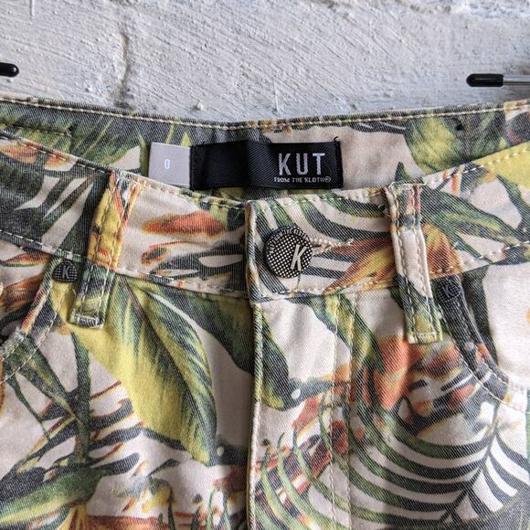 Distressed Denim Grunge Shorts High Rise Tropical Jungle Print Raw Hem Cut Offs - Picture 3 of 7